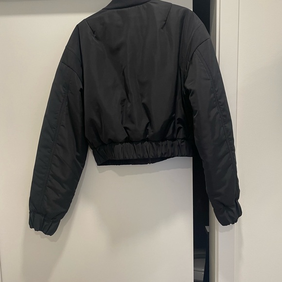 Alo Cropped Breakline Bomber Jacket - Picture 7 of 8